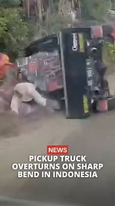 27K views · 103 reactions | On 3rd August, a pickup truck carrying women and children rolled over while going around a sharp bend in Sulawesi, Indonesia. The passengers were believed to be on their way to a wedding ceremony in the area. Investigations later found that the driver lost control while turning due to high speed. Some of them suffered minor injuries, but no deaths were reported. #news #indonesia #malaysia #breaking | The Smart Local Malaysia | Facebook