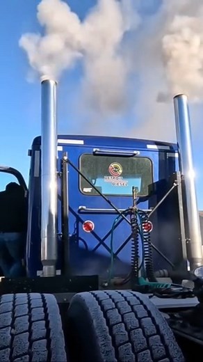 10K views · 232 reactions | Detroit Diesel COLD Start #diesel #dieselengine #dieseltruck #coldstart #semitruck | American Truck Fans | Facebook