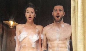 'This is the weirdest morning!': Lorraine talks to Joel Dommett