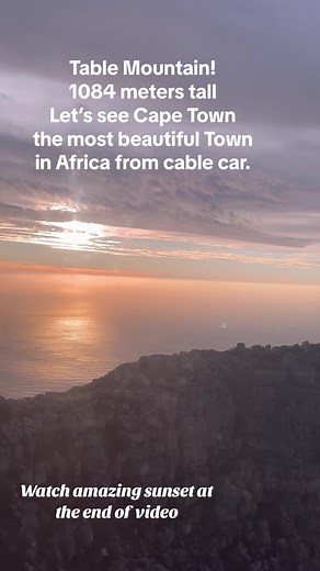 Exploring Table Mountain and Cape Town: A Spectacular View at Sunset