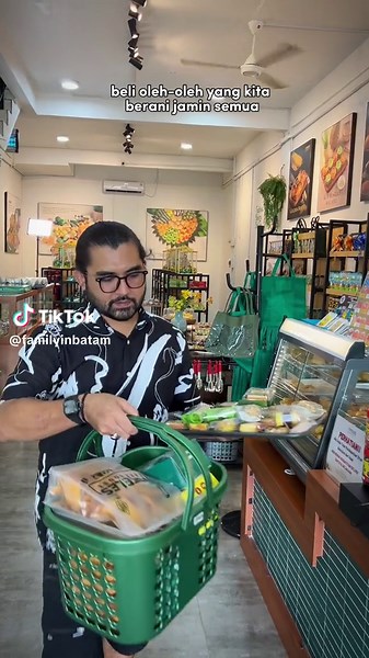 Oleh-Oleh Enak dari Toteles Bakehouse Batam