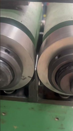 Precisionthread rollingfast forming #threadrolling #threadrollingmachine#cnc#factory#knurling#screws