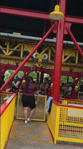 Ride the Flash - Roller Coaster Experience!