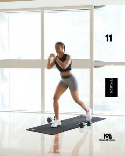 🔥 Jump Lunge ➡️ Switch Pulse 🔥Legs • Glutes • Explosive Power⚡ #homeworkout