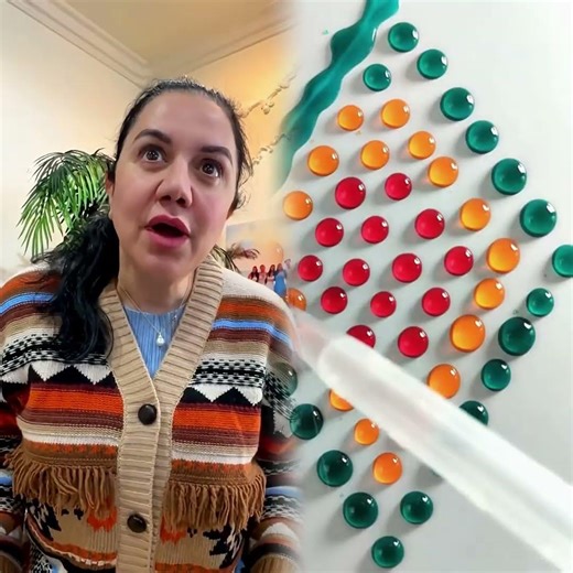 Keemokazi pulls a hilarious prank using a FAKE knife 😂