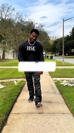 Simple Xmas Lights DIY🎅🏾 #goveeoutdoorlights #DIY #unclejhonn #christmas | Uncle Jhonn Decor