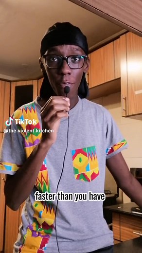 Delicious Banana Cake with Vanilla Custard Recipe