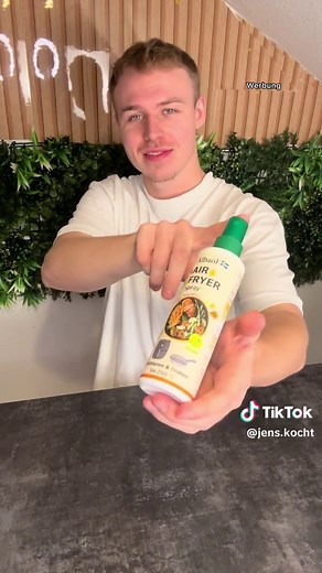 Leckeres überbackenes Tomate-Mozzarella Brot im Airfryer