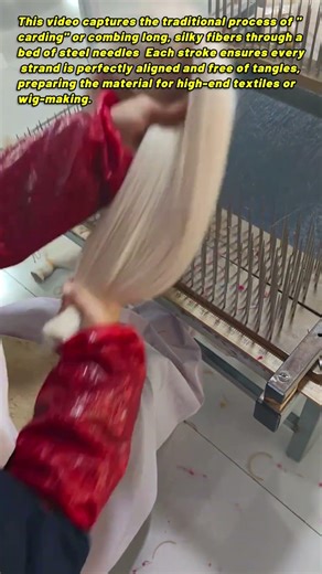 The Art of the Comb Preparing Fine Fibers for Traditional Craft