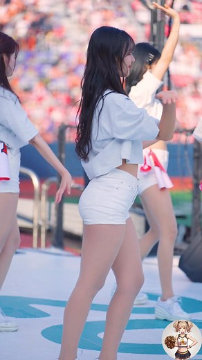1.1K views | KT's Top Tier Hip Dance! Kim Jin-ah Cheerleader's 'Hold Up' Outsong Witness the mesmerizing hip dance moves of Kim Jin-ah, KT Wiz's top cheerleader, during her captivating 'Hold Up' outsong! Her energy and captivating performance are a must-see for all KBO fans. #KimJinAh #KTWiz #Cheerleader #HoldUp #Outsong #HipDance #KBOCheerleader #KBO #Baseball #DancePerformance #TopTier | Ha Ji-Won Fan | Facebook
