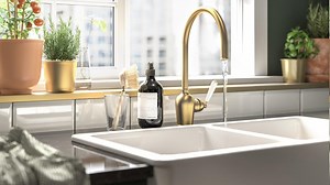 Kitchen Faucets and Sinks