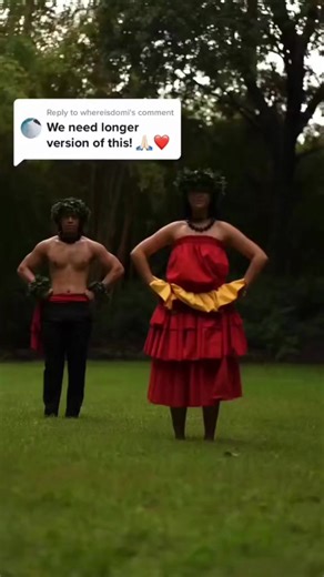 ❤️"Découvrez la grâce de la danse hawaïenne 🌺✨. Des gestes simples remplis de symboles . #DanseHawaïenne #HulaMagic #CultureAloha #HulaDance #ÎleParadisiaque #CultureHawaïenne" | Cultur'îles