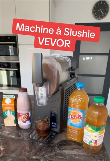 Machine à slushie VEVOR vraiment top pour faire des granités, milkshake, café frappé et cocktails glacés pour seulement 180€ sur Tiktok Shop #granita #slushi #slushy #slushie #slushies #granite #milkshakes #cocktail #Glace #icecream #cremeglacee #vevor #bonplan #OffresDHiver #offrespourtoi #OffresDeLaSaintValentin