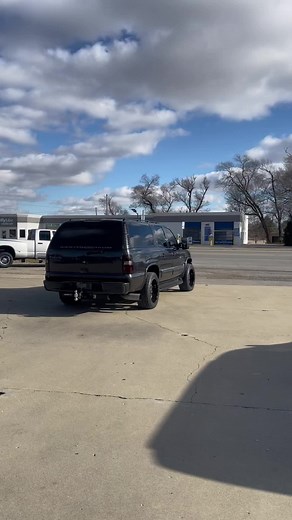 This is music to my ears🥹🥹 #bigturbski #bigboost #durakon #duramax #lbz #notforresale #sotawheels #garretturbo #garrett68mm #duraswap