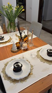 FINALLY HOME🥰 It feels so good to be back in my home routine and familiar aesthetics. Fresh flowers, scents in every room, a beautiful and delicious dinner with friends — this is what creates my sense of comfort and coziness. No matter how exciting or inspiring a trip is, it’s always a pleasure to return to a place where every detail works for your comfort and relaxation. Especially before the start of a new work week. How did you spend your weekend?❤️ | By Velcheva