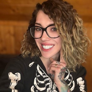 Roxy’s Whisper World - All videos @ The ASMR Index