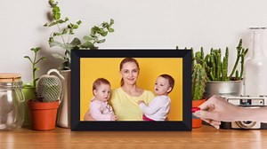 Digital Picture Frame 10.1 Inch WiFi,1280 * 800P IPS HD Disply, Youyu Digital Photo Frame with 32GB Storage, Picture Frames Share via Free APP - Photo Frame Electronic Gifts for Mom Grandparents