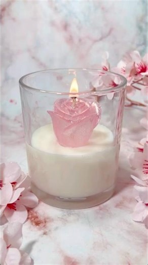 This Rose Candle Is Breaking the Internet🌹🥀 #rosecandle #diycandles #candle #candlemakingideas
