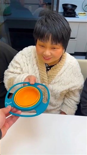 The Water That Refused to Fall! 😱💧 | Impossible Trick Challenge #shorts