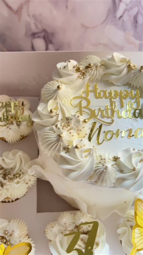 #cakedecorating #cakeart #gift #cake #birthday