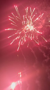 Midnight madness 320s #fireworks #miami #dade #broward #palmbeach #pyroking #4thofjuly #newyears #fireworkshow #pyro #bigbang #fireworklovers #firework #sparklers #explorepage #instafireworks #foryoupage #fireworksextravaganza | Fireworkss305