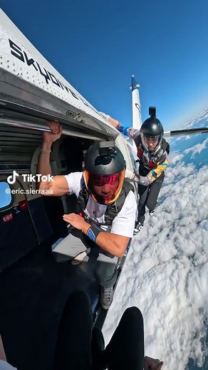 How would you exit a plane?🤔 #skydiving | skydiving