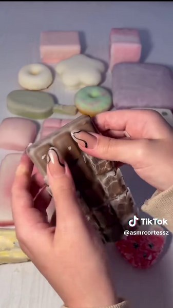 Asmr #asmr #asmrsounds #asmrtiktoks #viralvideo #fy