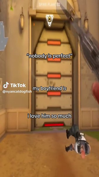 he’s so perfect || #valorant #ilovemybf #stretchtok #gameplay #egirl @𝔪𝔦𝔠𝔞𝔥𑣲