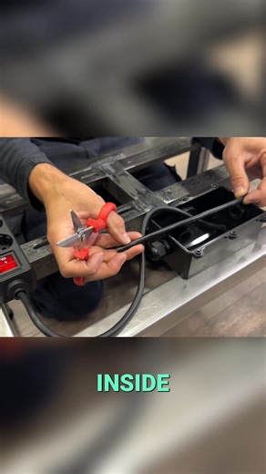 Liberty Engine 5.0 - PART 18: Self-Powered Electric Generator Revealed! Learn how to mix and use epoxy resin to create a solid, resistant material. This easy-to-follow guide shows you the process from mixing the components to the final result. Perfect for DIY projects! #EpoxyResin #DIYProjects #ResinArt #Crafting #Tutorial | Hidden Technology