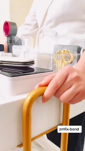 Mastering the Art of Eyelash Extensions: Tips from a Professional Lash Technician