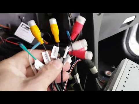 Installazione autoradio android su MERCEDES SLK R171 con fibra ottica