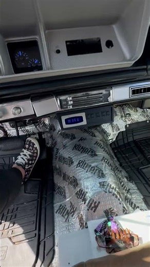 1966 Chevrolet Impala Station Wagon - Start Up