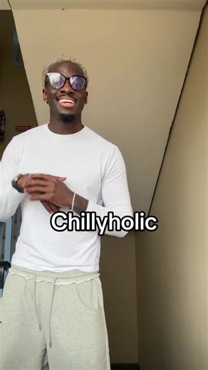 Discover Tello's Fun and Chillyholic Vibes on TikTok