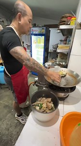 Pak Loncat Masak Cu Mui / Ekor Babi | Bakmie Loncat