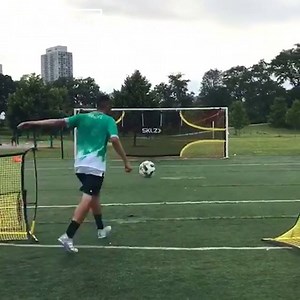 389K views · 44 shares | When top bins is your best friend... Credit: Moalifc | GiveMeSport | Facebook