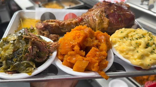 Hey our Soul Food Turkey Legs are one of a kind. You need to experience it listen it’s one of a kind. They are fye 🔥. #SoulFoodTurkeyLeg #RaysGotSoul #LetsEatRays | Ray’s SoulFood & Turkey Legs