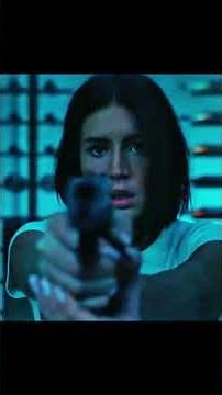 A house was hidden in the desolate forest. #Movie #drama #recap