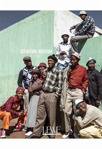 On utilise tous le mot diaspora. Mais est ce qu’on sait vraiment ce que ça veut dire Être migrant, ce n’est pas forcément faire partie d’une diaspora. La différence tient à la mémoire, aux liens, et à la dimension collective. Dans cette vidéo, on pose une définition simple, avec un peu d’histoire, pour éviter les raccourcis. #culture #afrique #diaspora #sociologie