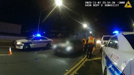 Honolulu police officers accused of dodging court service in DUI lawsuit