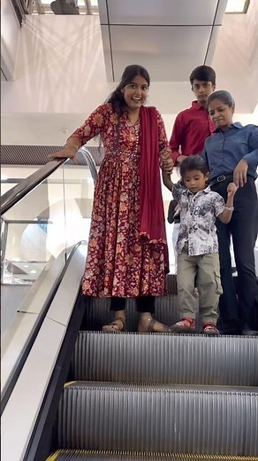 Lift pe Jaane Se mamma Ko Lag Raha Dar😍😱😲‪@Ranichaurasiya1‬