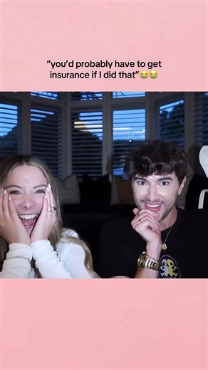 Chaotic Queens: Zoe Sugg and Mark Ferris Adventures