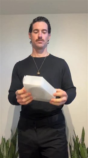 Ngl this belt kind of has Batman utility belt vibes too. It’s a shame to see such a well designed product like this have such a major flaw by the material being prone to breaking over time. For that reason I won’t be wearing this belt often, but I still think it’s pretty awesome! #mensfashion #belt #techwear #unique #belts #ebayfinds #ebaysales | Rob Bucharest