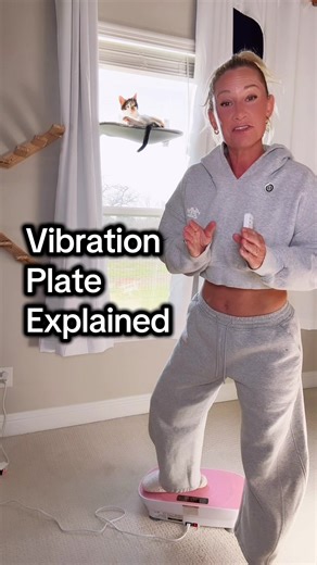 This vibration plate workout machine is trending for lymphatic drainage, circulation support, muscle activation, and full-body toning — all in just minutes a day. 💪✨ Perfect for women over 30, 40, and 50, beginners, or anyone wanting a low-impact workout at home. Just stand, squat, or stretch on the plate and let the high-frequency vibration technology help activate muscles, support core stability, and enhance your home fitness routine. Many people love using a vibration plate for circulation, 