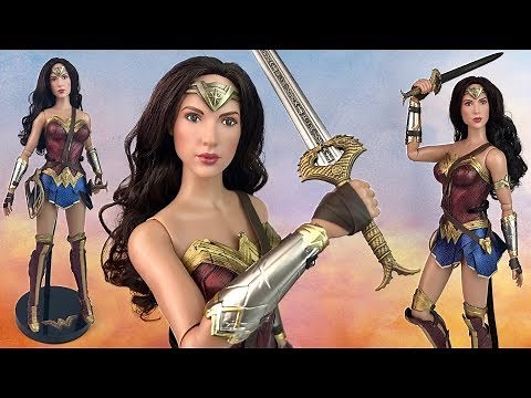 Wonder Woman Gal Gadot Tonner Doll (UnBoxing & Review)