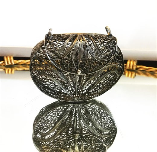 Vintage Purse Filigree Silver Metal Purse Pill Box - Etsy