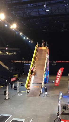 Double flip action 🤘#freestyle #double #backflip #doublebackflip