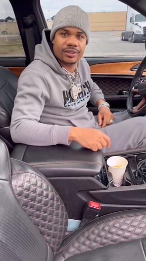 130K views · 5.4K reactions | When she try and change her number and address for the new year  @ambitiousthtiam #weback #comedy #wshh #shaderoom | Wishful Thinking | Facebook