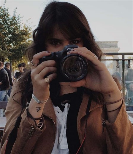 HAPPY COURTNEY DAY!!!! it’s my sweet angel girls birthday she’s 30 seconds old 😭😭 #courtneyeaton #courtneyeatonedit #lottiematthews #yellowjackets #fyp pfc: crierslily i got confused on some parts of this pf and just improvised but all creds go to crierslily!! courtney eaton lottie matthews yellowjackets parachute riley hart edit