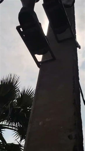 pool temporary ladder. #440volt