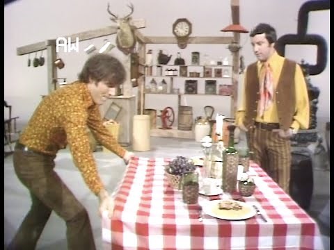 Steve Martin - Table Cloth Routine (on The Ray Stevens Show, 1970)
